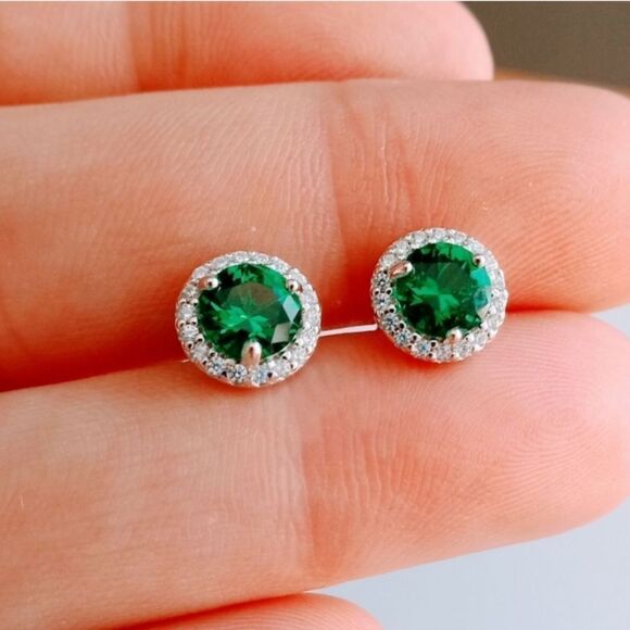 2.50CT Green Emerald Round Cut Halo Luxury Stud Earrings in Sterling Silver - Picture 11 of 11